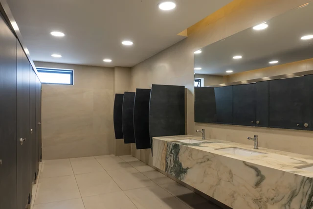 Baños USFQ: vista general del proyecto